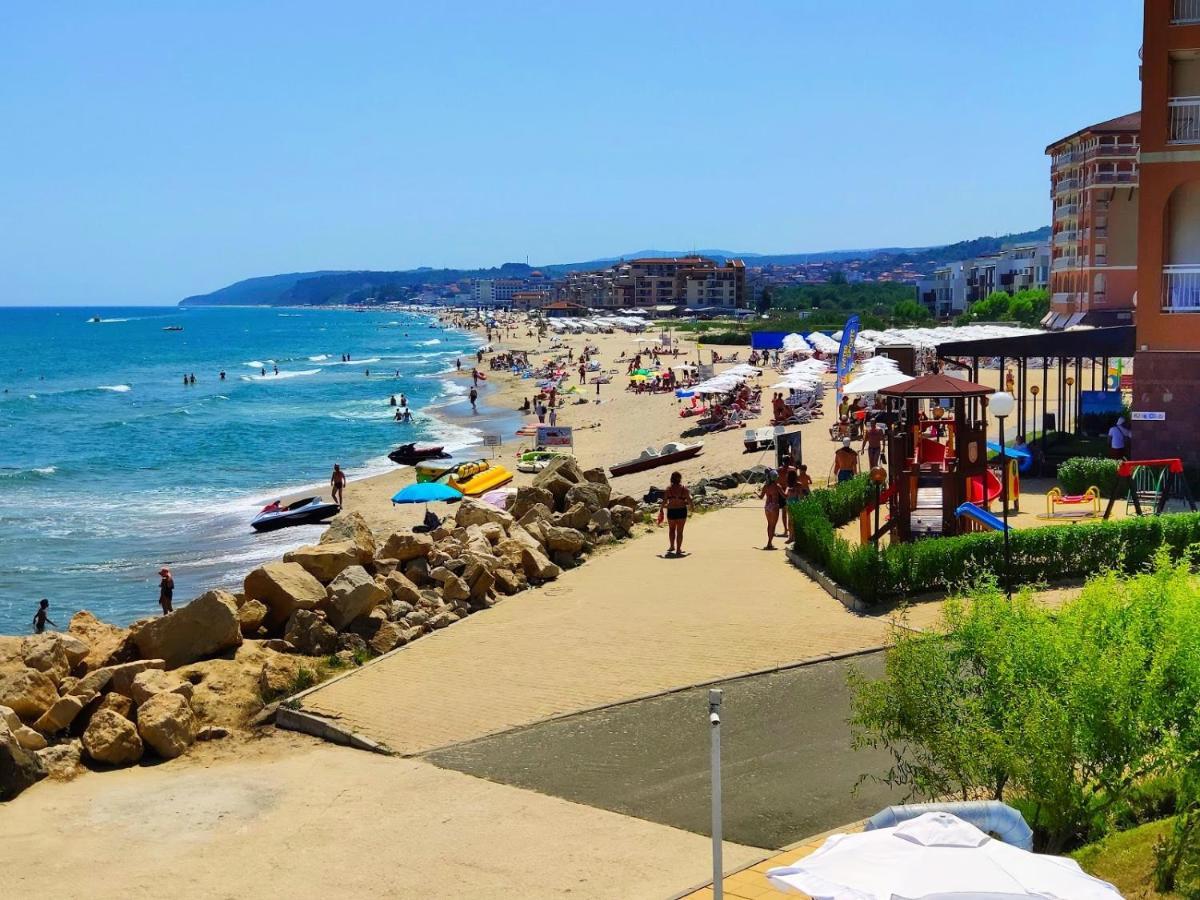 Апартаменти Атеа На Плажа - Apartments Atea On The Beach Obzor Exterior foto