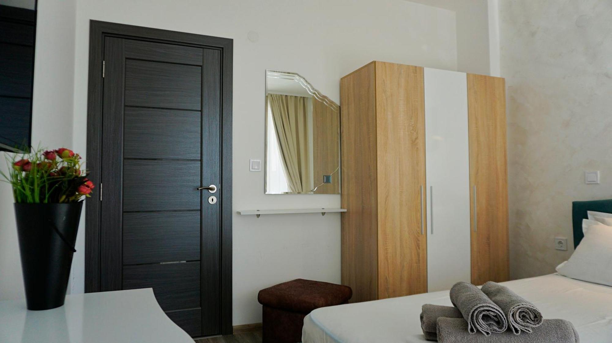 Апартаменти Атеа На Плажа - Apartments Atea On The Beach Obzor Exterior foto